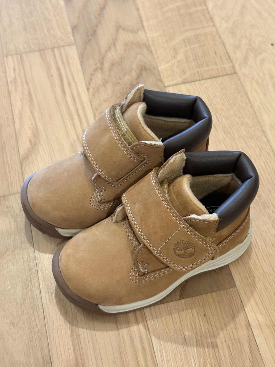 Timberland Scarpe per ragazzi: Timberland Winter Boots - Size EU21 – Nuovo (secondo la descrizione) da Meyrin venduto da yej_w8lz