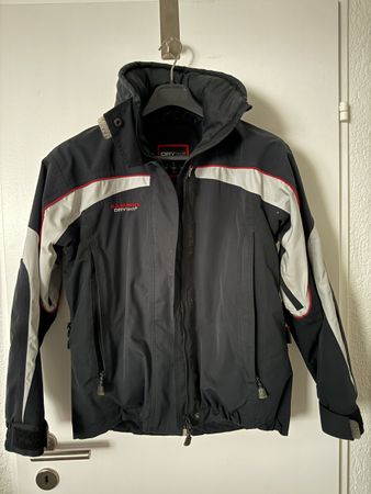 Mammut Drytech Skijacke mit praktischen Funktionsdetails 