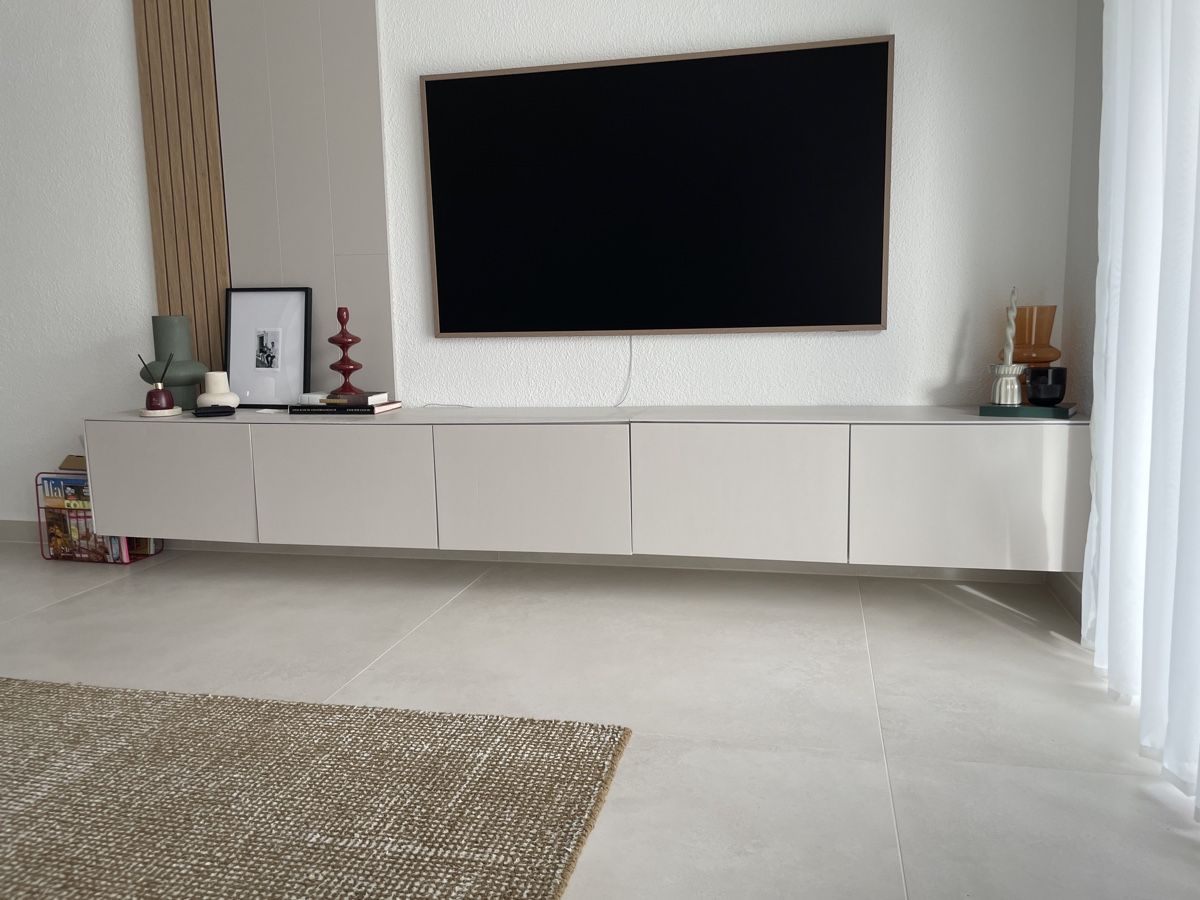 Ikea Mobili TV: TV Board  – Usato da Niederrohrdorf venduto da Guro0 1