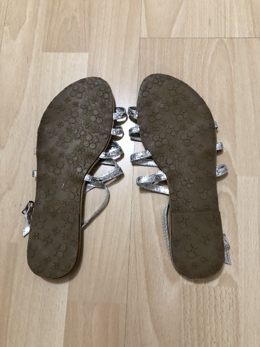 Scarpe da donna: Sandalen - Silber Gr.37 – Nuovo (secondo la descrizione) da Chur venduto da vicky7 9