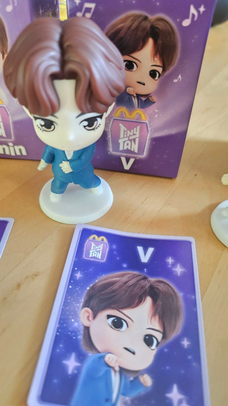 Mc Donald's Statuette: McDonald's x BTS "TinyTAN" Figuren Set – Nuovo (secondo la descrizione) da Basel venduto da kpopsuchti 2
