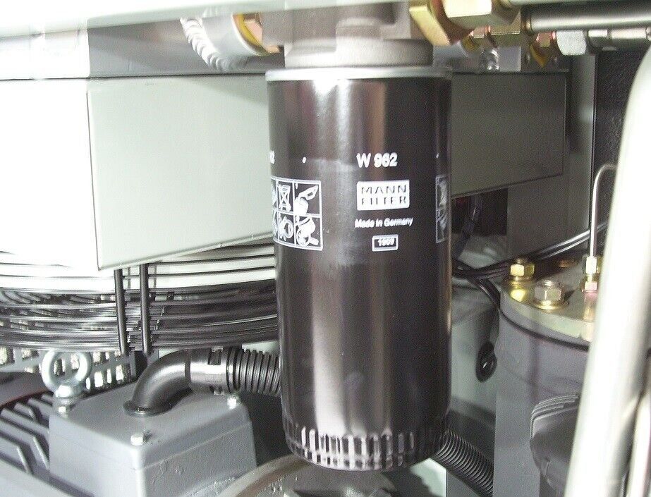 Kompressoren: 05133 - Schraubenkompressor Druckluftkompressor 11kW 1000L – Neu und originalverpackt aus Wallenwil von toesstal-vertrieb 3