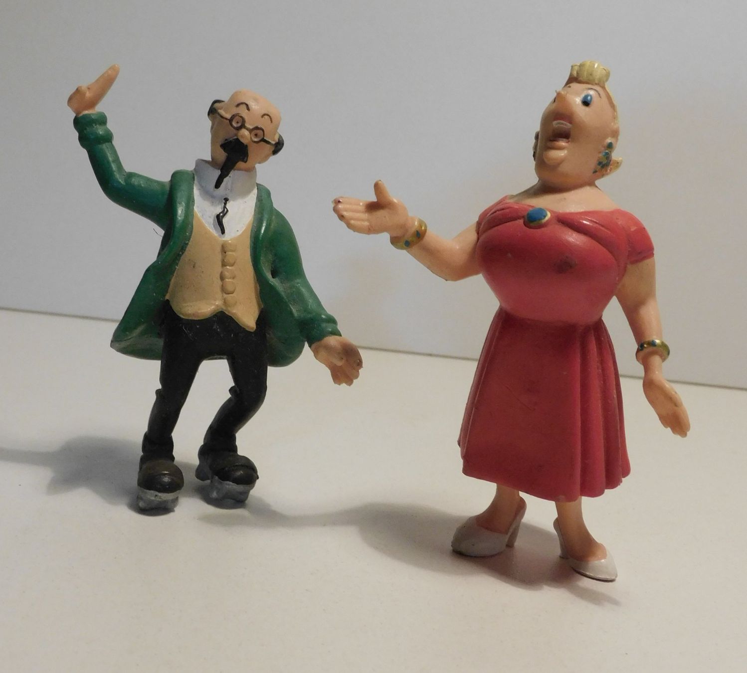 Statuette: Figuren Tim u Struppi - 2 gemarkte kl Plastik Figuren – Usato da Sursee venduto da 76 1