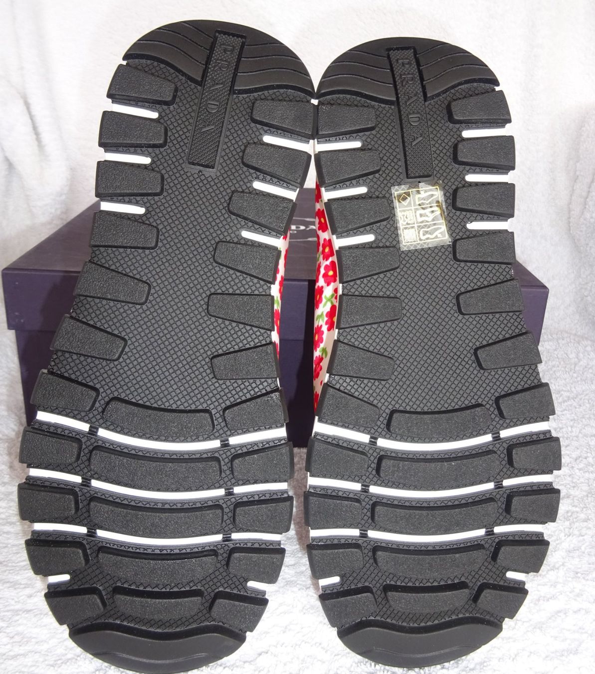 Prada Scarpe da donna: PRADA  Originali e Nuovi! Sneakers n. 36 – Nuovo e nell'imballaggio originale da Cadempino venduto da vis_lpp9 5