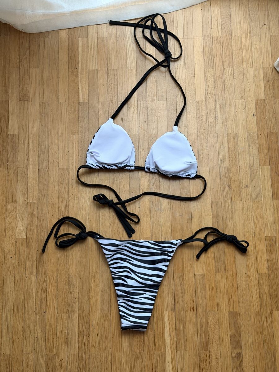 Badekleider & Bikinis: Maillot de bain noir et blanc 2 pièces – Neu und originalverpackt aus Le Lignon von Ana2831 1