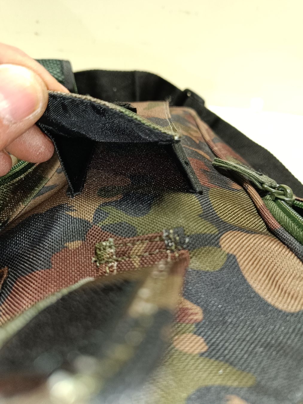 Borse: Coole Laptoptasche Camouflage(em74) – Usato da Künten venduto da Schnaepplihuus 3