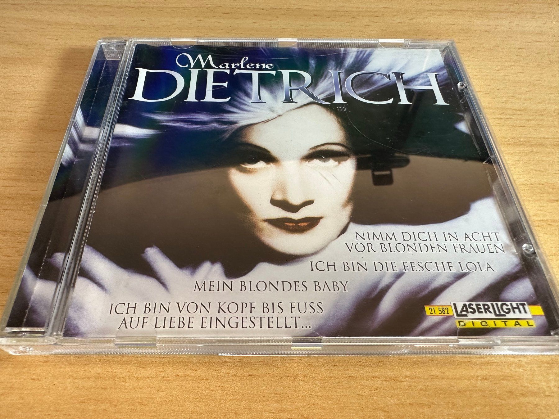 CD: Marlene Dietrich - Marlene Dietrich – Usato da Rikon im Tösstal venduto da Alpenmutz