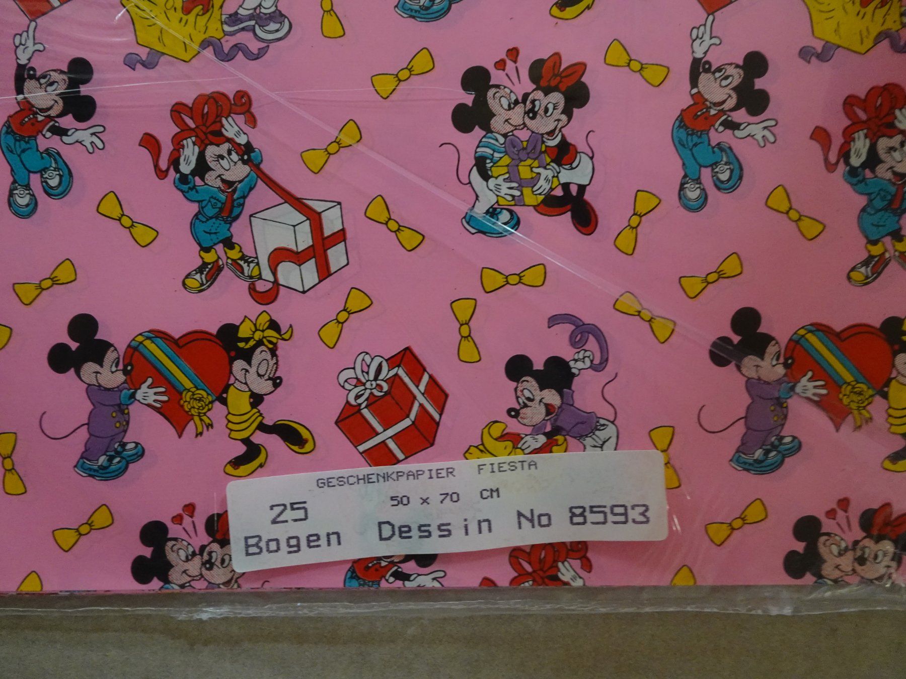 Carta: 25 BOGEN NEUES Geschenkpapier Mickey Mouse rosa - 251045 – Nuovo (secondo la descrizione) da Küssnacht am Rigi venduto da Pidu5 2