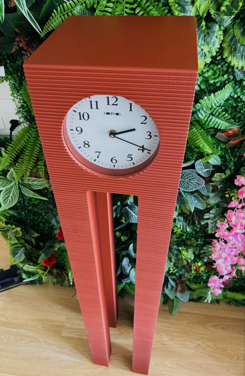 Holzartikel: Dear Morris' hall clock – Neu (gemäss Beschreibung) aus Olten von DayaneChristen 1