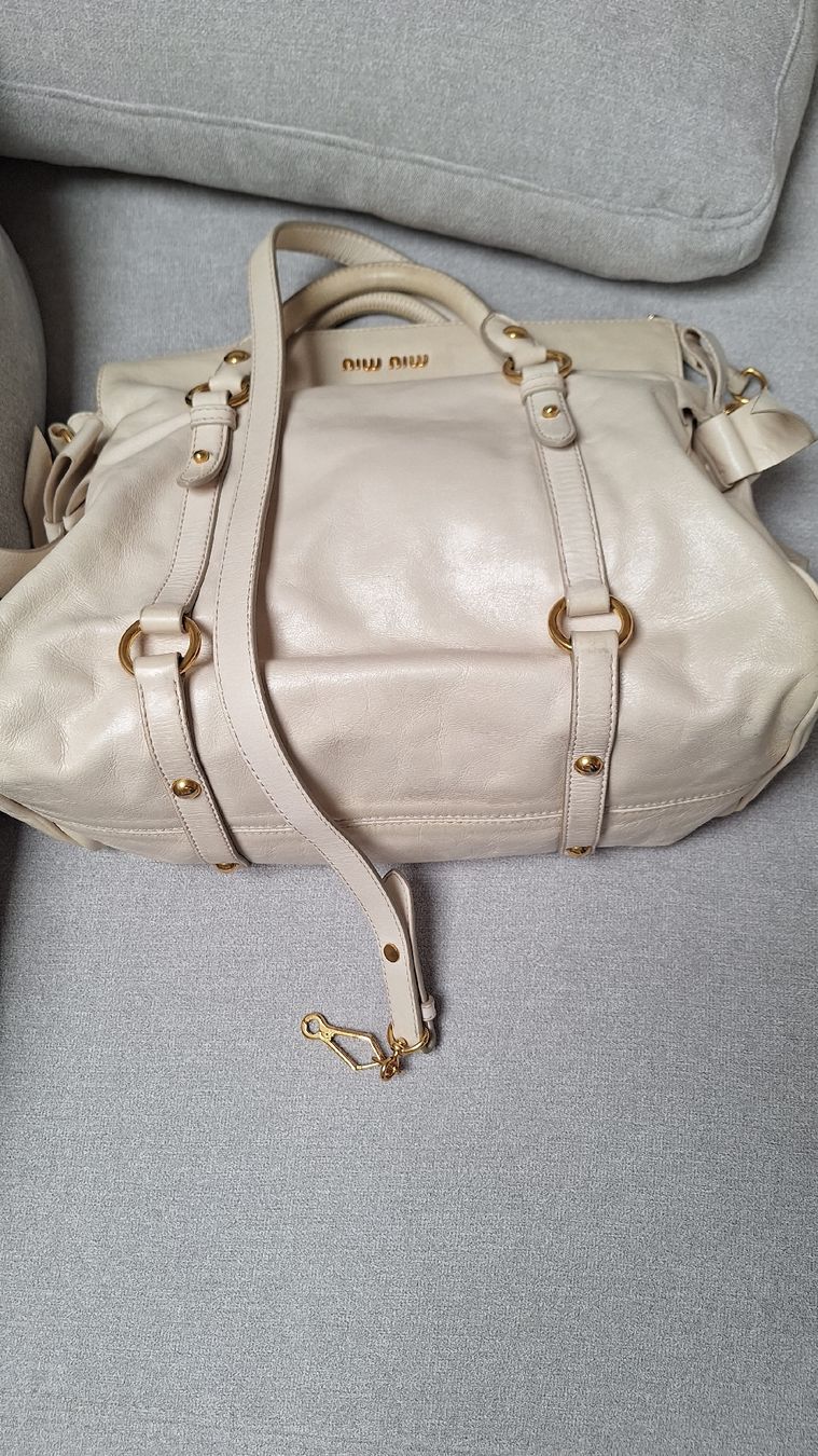 Miu Miu Borse da donna: MIU MIU Tasche – Usato da WOHLEN-AG venduto da Finnitasche2013 3