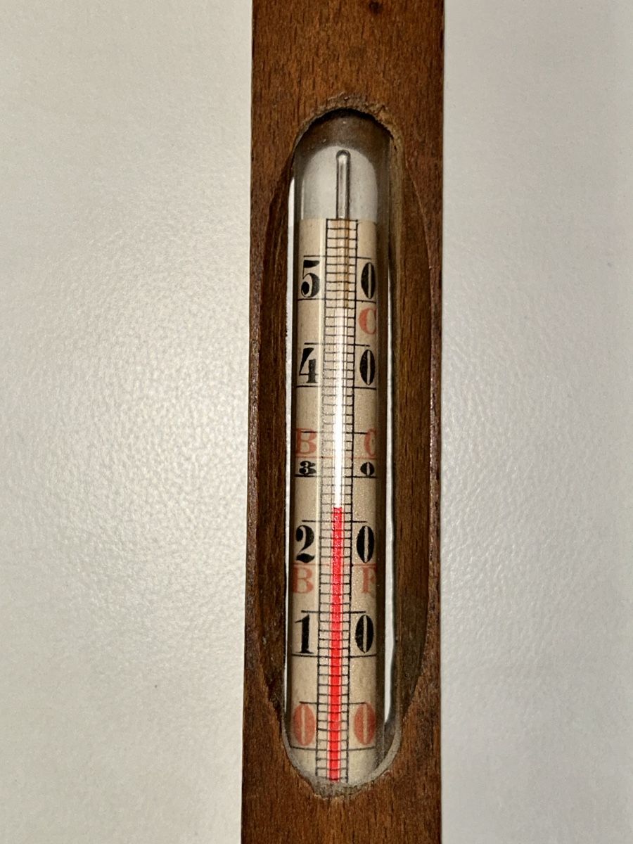Altro per la casa: Altes Holz Thermometer Vintage Deko – Usato da Düdingen venduto da Reconflo 1