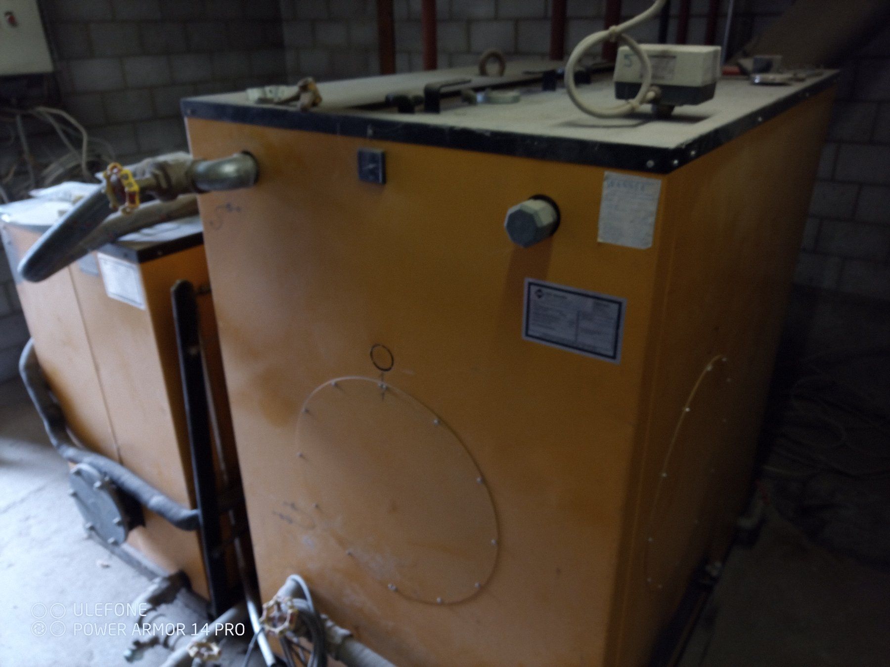 Radiatori: Holzschnitzelheizung 80-130Kw – Usato da Thayngen venduto da KingJulien16 2