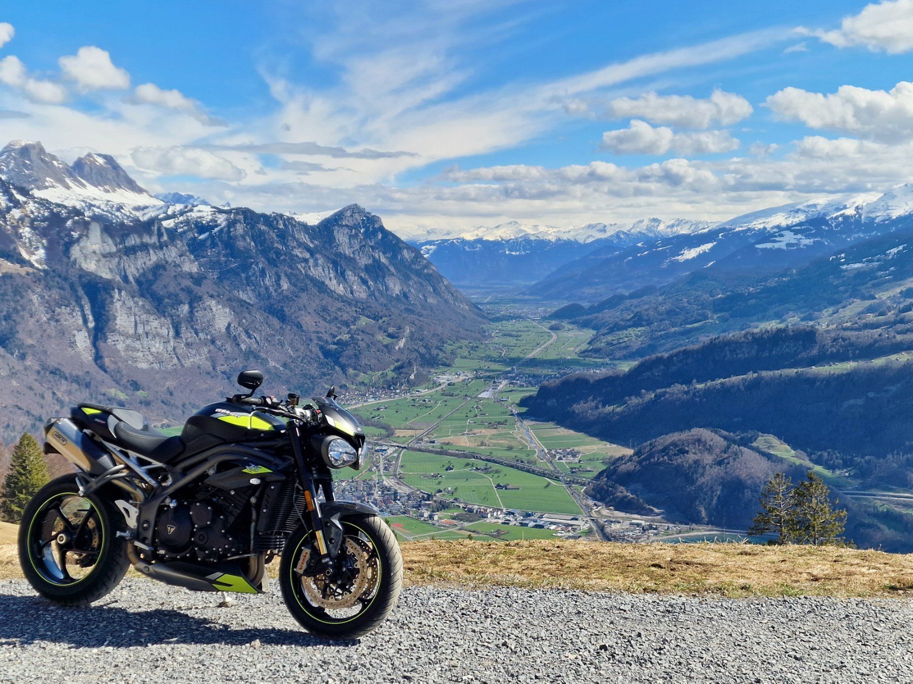 Triumph Strada: Triumph Speed Triple 1050 RS – Usato da Schaan venduto da FloWa 3