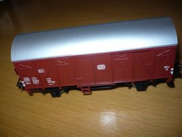 Märklin gedeckter Güterwagen 4411 mit Schlusslicht neu