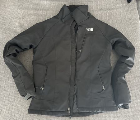 The Nort Face Damen Winterjacke Gr. S - warm & sportlich