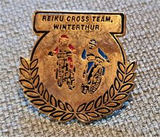 F976 - Pin Reiku Cross Team Wintherthur