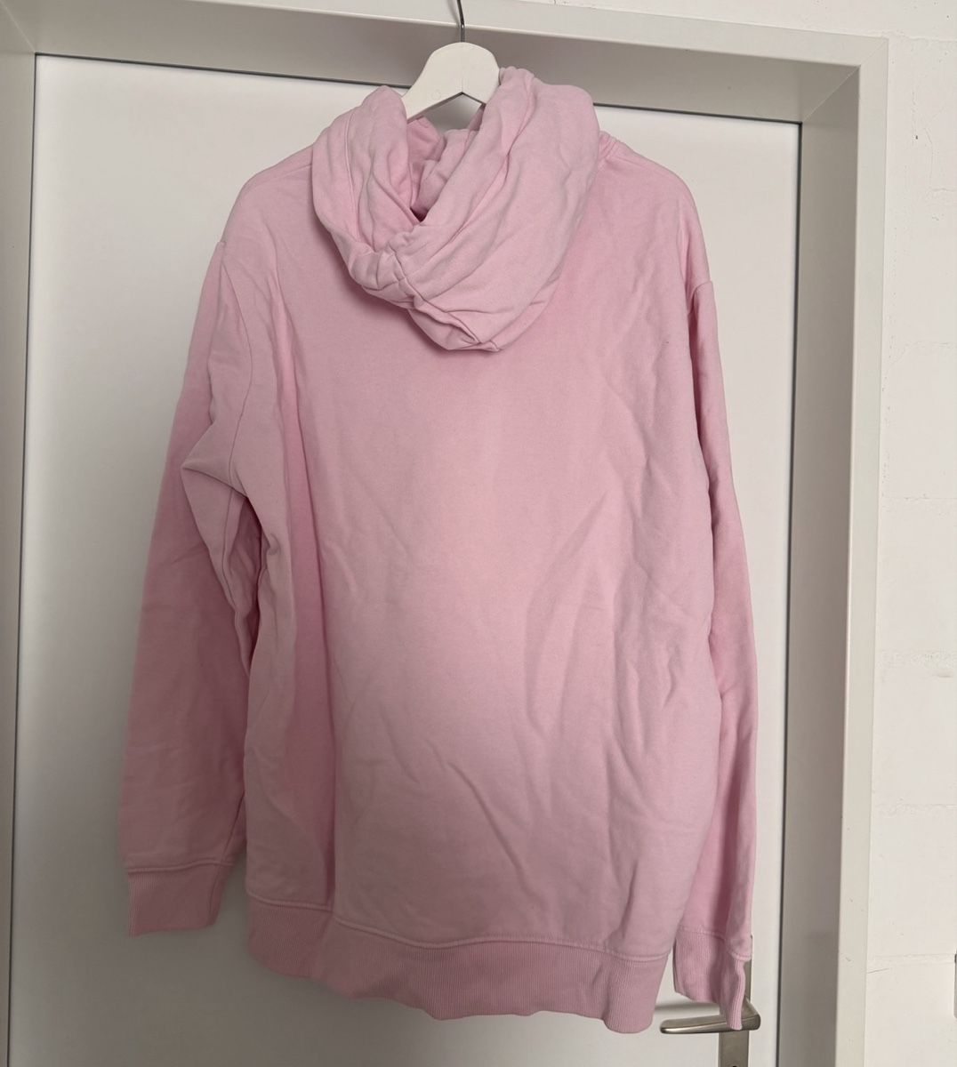 Maglioni & Felpe: Pullover mit Schmetterling Motiv pink Grösse XL – Usato da Sempach venduto da ljnaelena 1