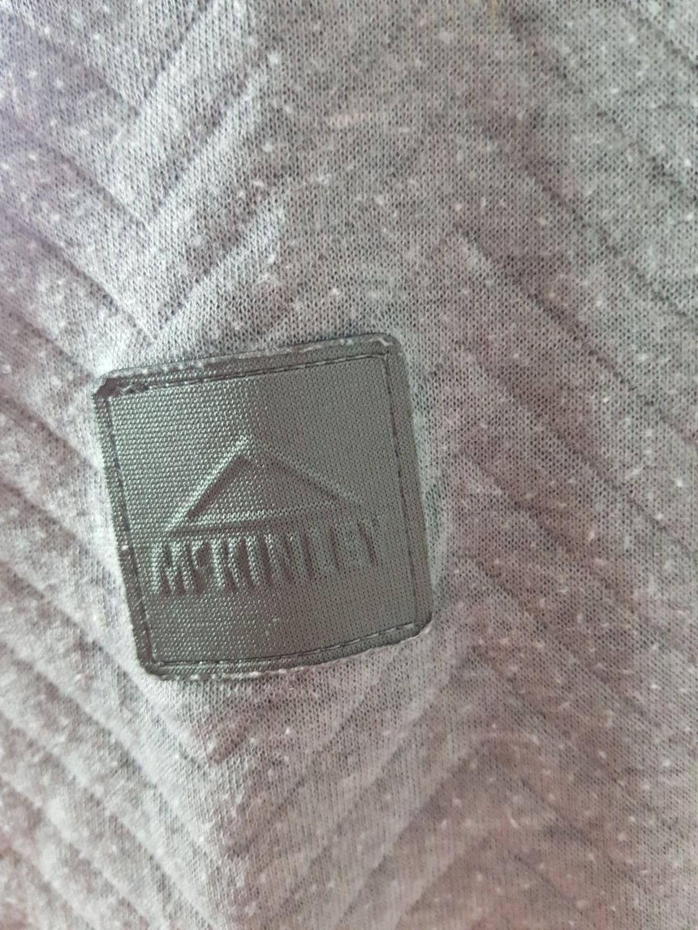 Mckinley Giacche: McKINLEY  Sweatjacke mit Kapuze Gr. S – Usato da Buchs ZH venduto da osterhase57 2