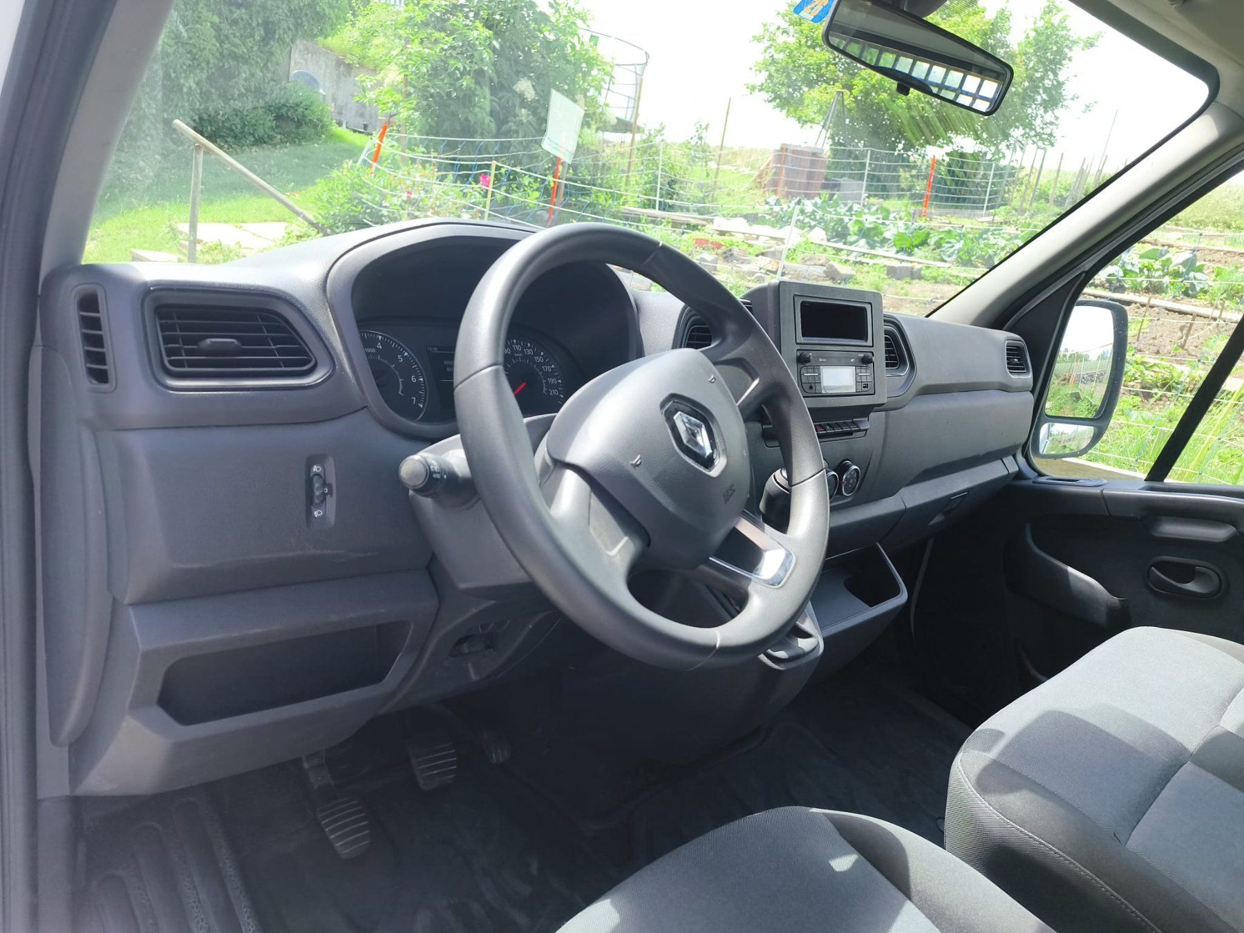 Renault Veicoli commerciali: Renault Master dCi 150 Mit Brücke JG 2021 – Usato da Oberbüren venduto da 2013luna 3