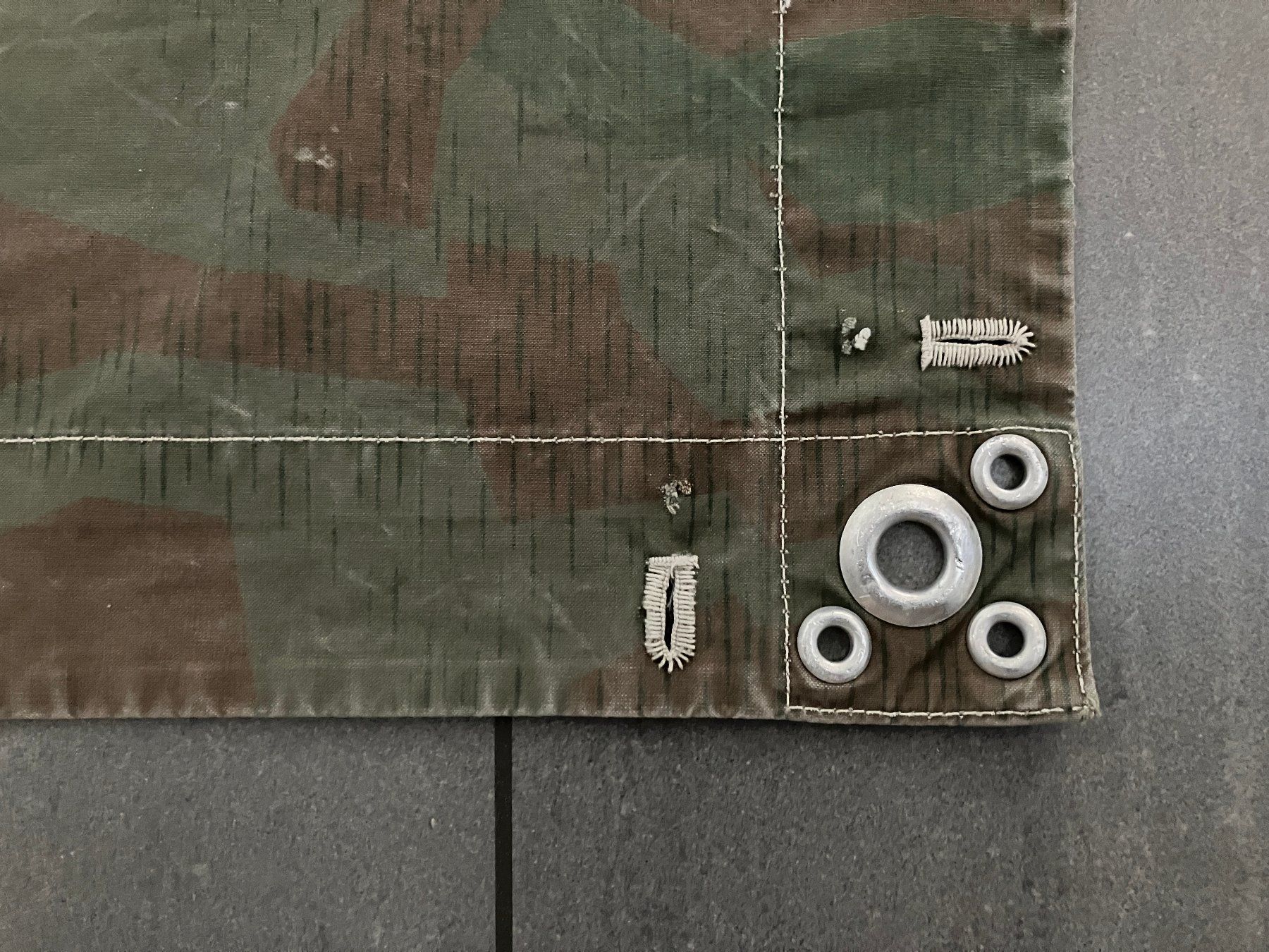 Autres de l'armée: Zeltblache CH Armee – D'occasion à Riedholz par mastercom 3