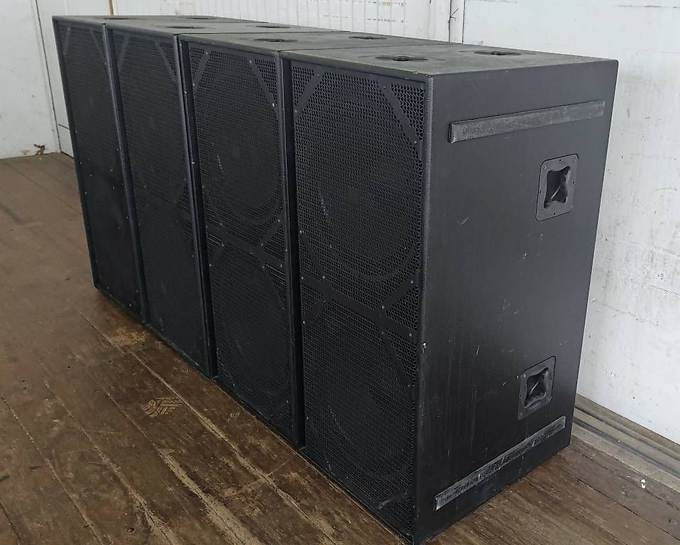 HK Audio Casse acustiche: HK Audio SL218 PA Subwoofer – Usato da Schlieren venduto da Basscenter 1