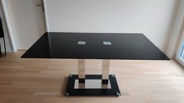 Schöner Glastisch schwarz auseinandernehmbar
