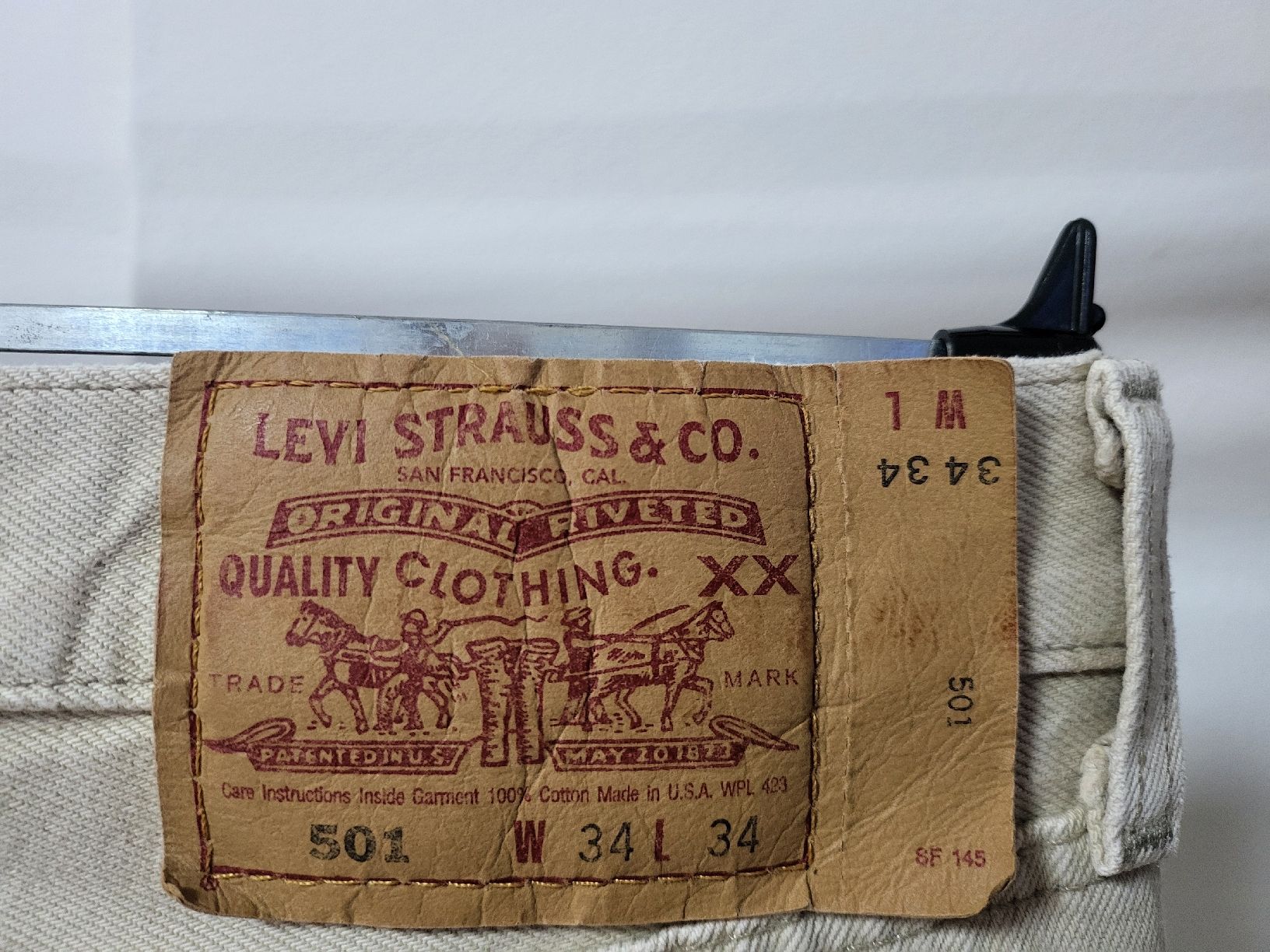 Levi's Jeans: Herren Jeanshose beige – Usato da Horgen venduto da 2CH70 2