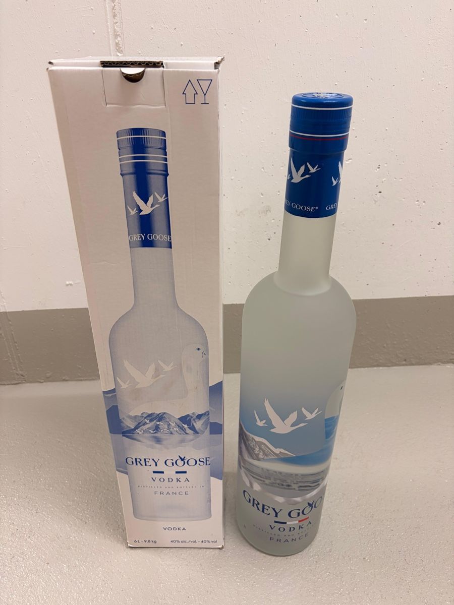 Grey Goose Bevande alcoliche: Grey Goose Vodka 6L 40% vol. Originalverpackt – Nuovo e nell'imballaggio originale da Liestal venduto da isa_8y72 1