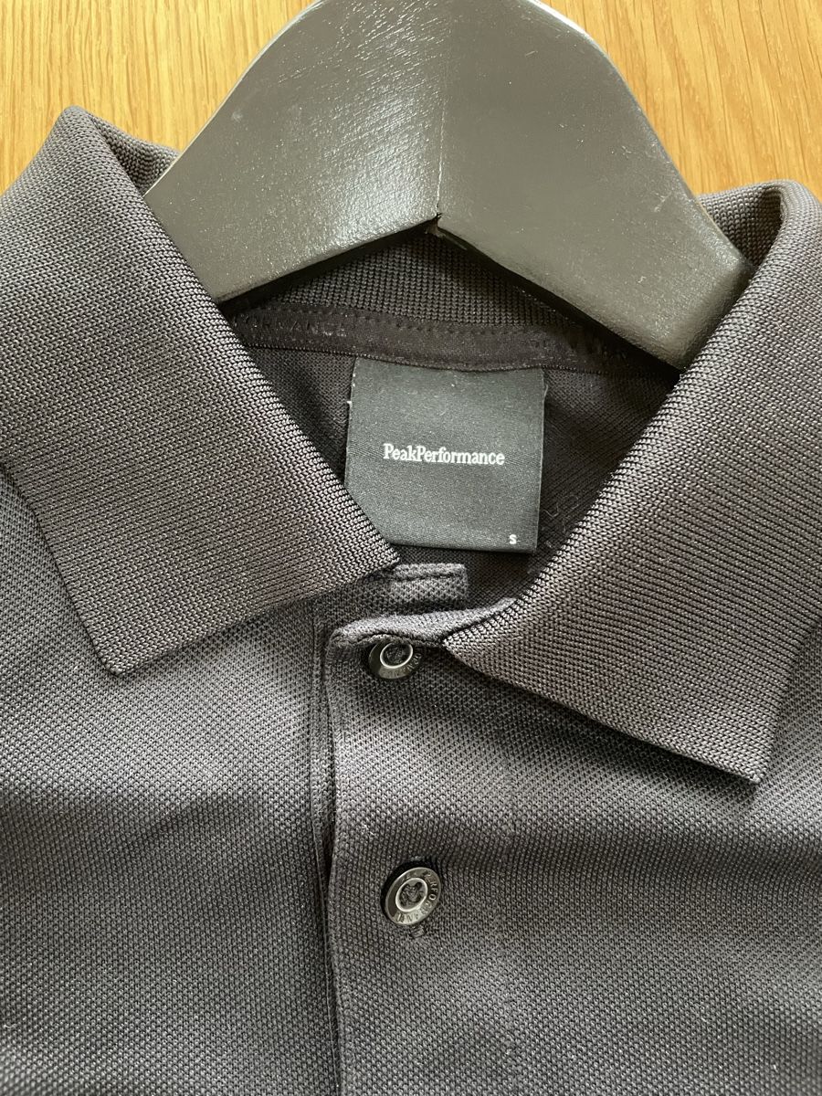 Peak Performance Polos: Peak Performance Poloshirt – D'occasion à Urdorf par spacemetalfantasy 3