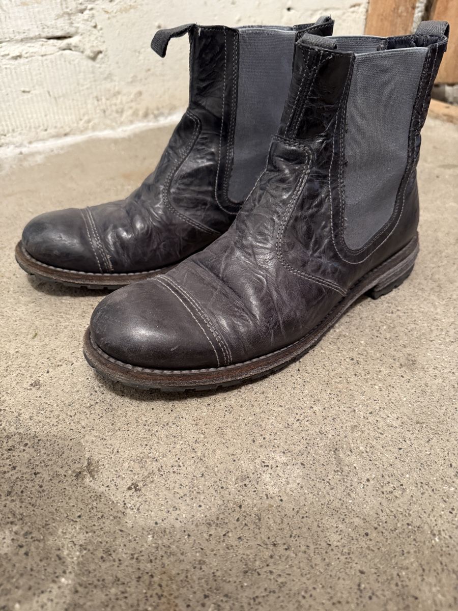 Scarpe da uomo: Herren Chelsea boots Grosse 42 – Usato da Thun venduto da Jt_ON