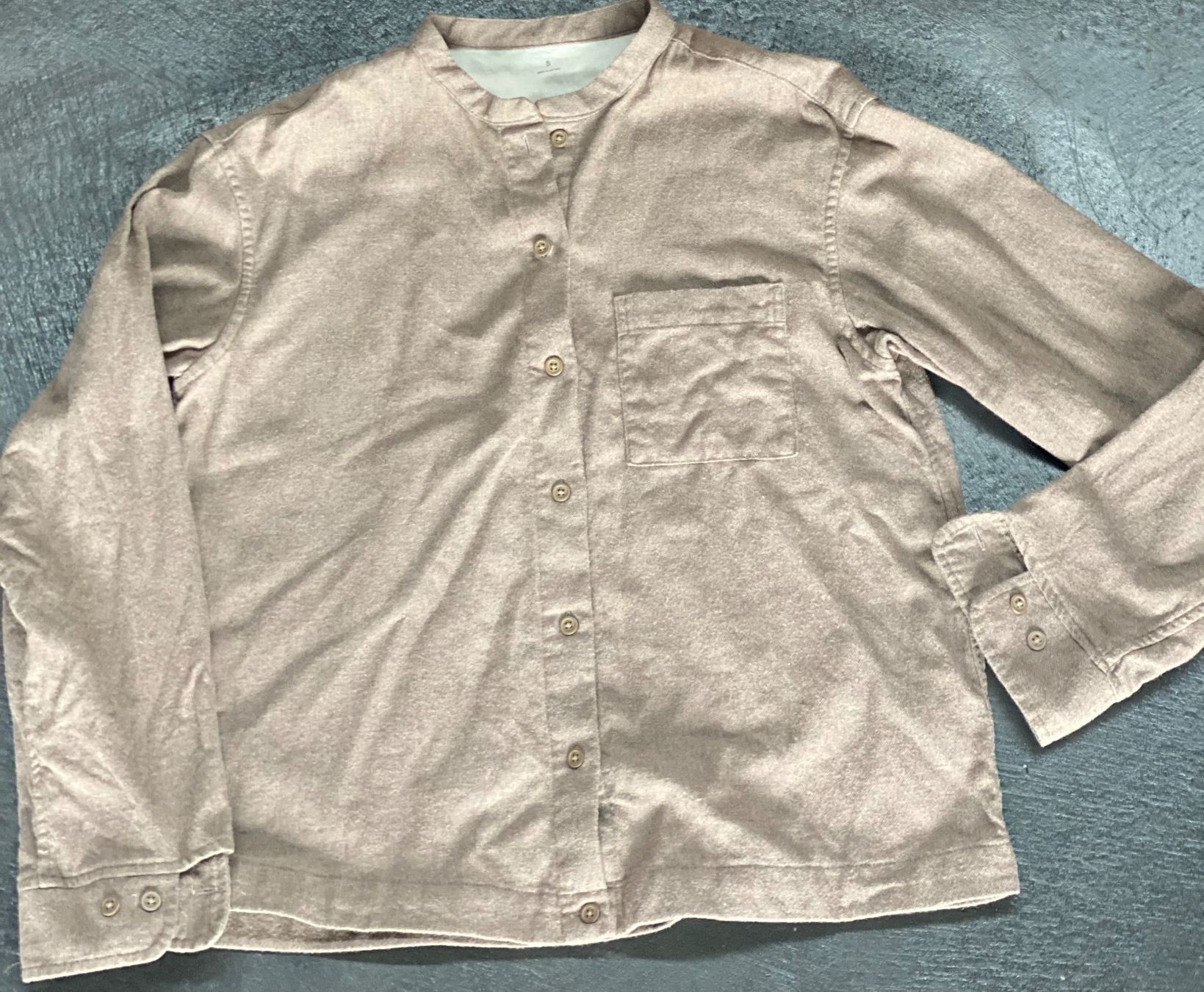 Muji Camicette: Bluse Muji braun mit Knöpfen – Usato da Chur venduto da simhofstr