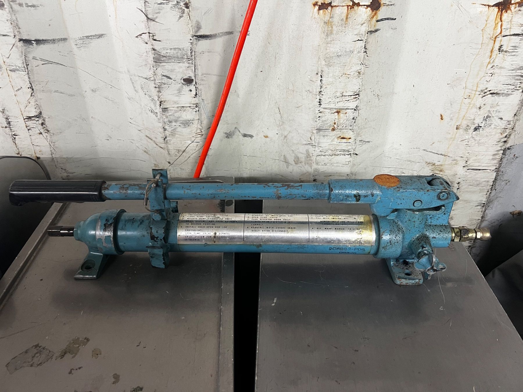 Pompes et pièces: Hydraulik Handpumpe – D'occasion à Wettingen par Wespi4