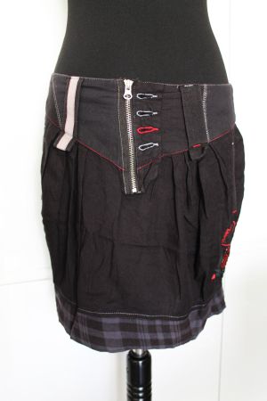 Jupe DESIGUAL taille 38