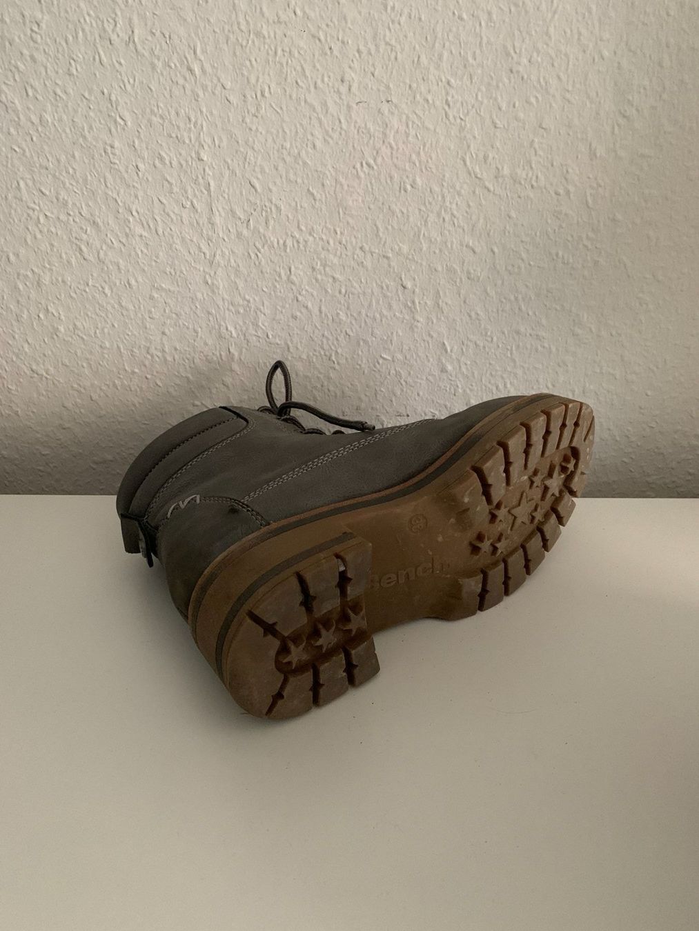 Bench Damenschuhe: BENCH - Winterschuhe grau 36 – Gebraucht aus Zürich von Diazaio 3
