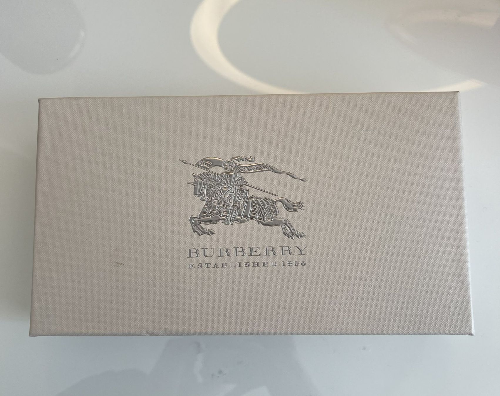 Burberry Portafogli: Burberry Bifold Wallet – Usato da Bülach venduto da deinmica 7