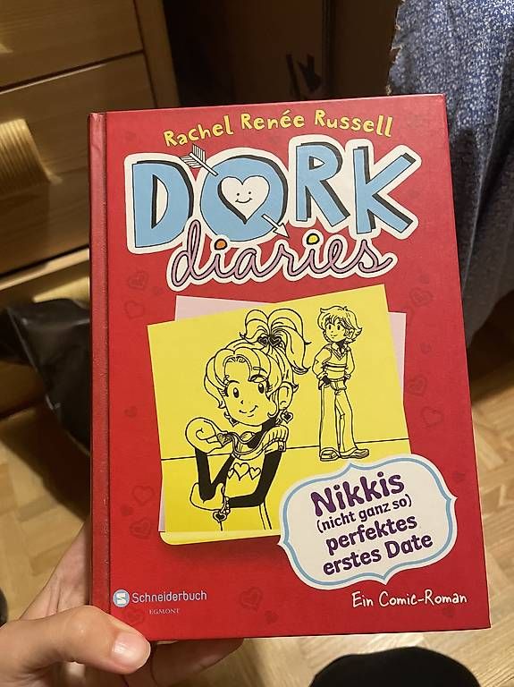 Libri: Dork Diaries – Usato da Olten venduto da Tinuu001