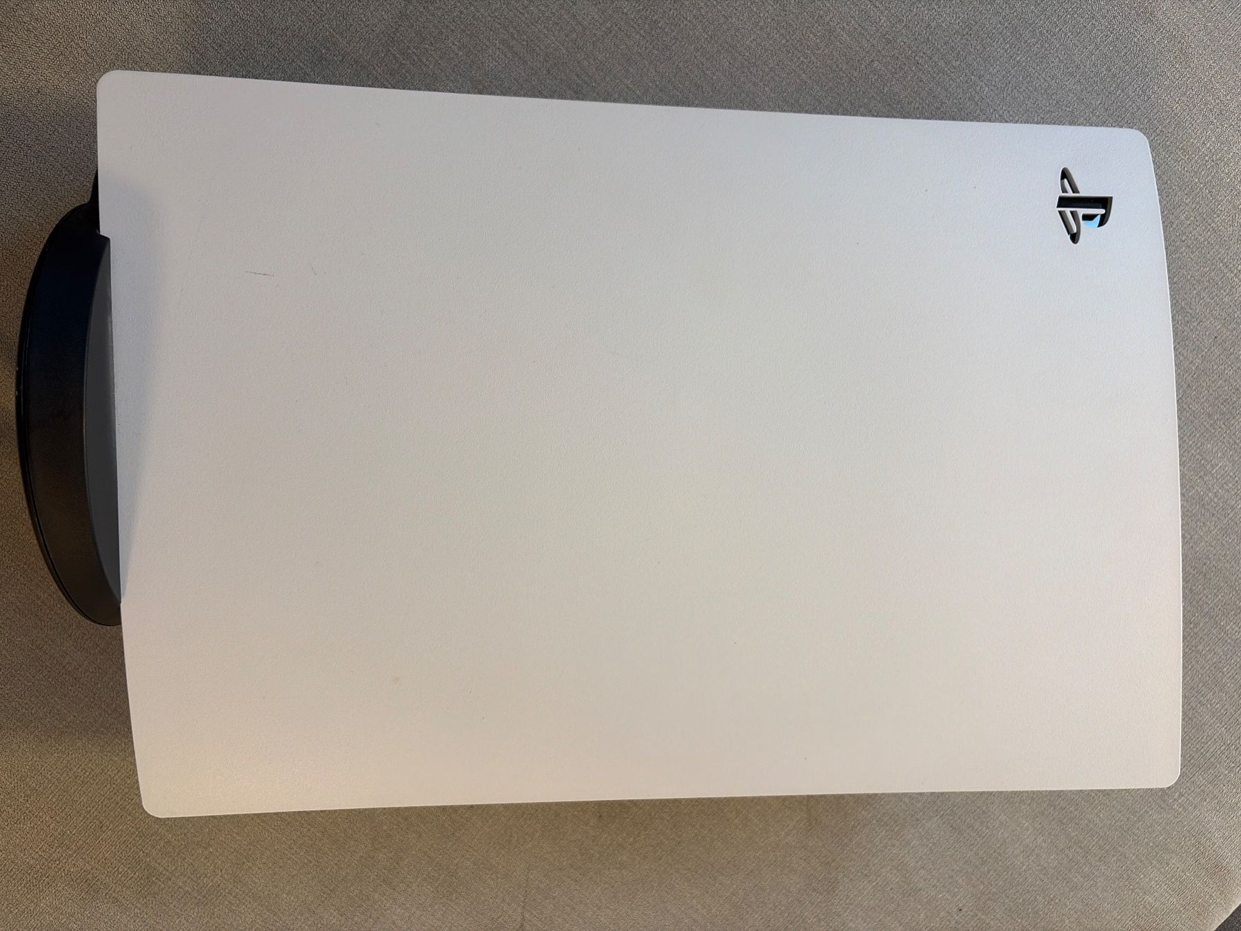 Sony Konsolen: Playstation 5 mit Zubehör – Gebraucht aus Schüpfheim von nabuma
