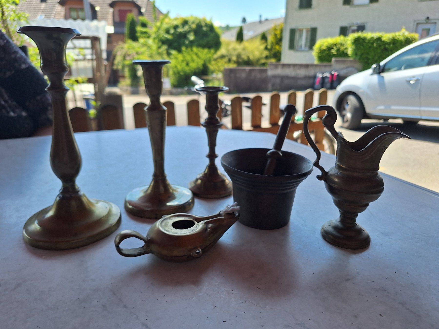 Portacandele: 6 STK ANTIKE MESSINGARTIKEL – Usato da Huttwil venduto da Kunterbuntli