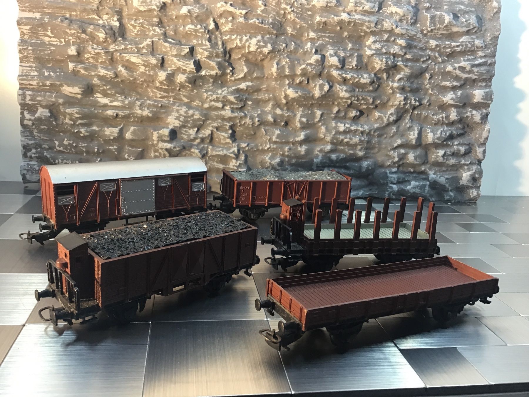 Kleinbahn Modellini di ferrovie: MODEL KLEINBAHN GÜTERWAGEN SPUR H0 – Usato da Männedorf venduto da Spezial-Modelle 1