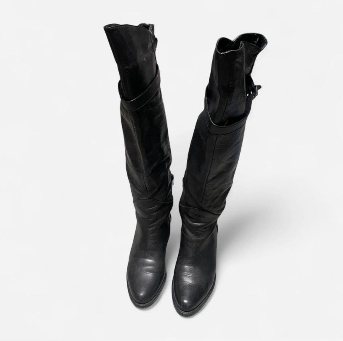 Scarpe da donna: Schwarze Lederstiefel von BCBG, Grösse 38.5 – Usato da Watt venduto da Ene.kro 4