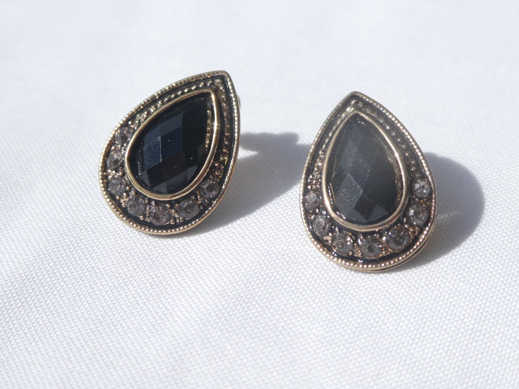 Boucles d'oreille: Ohrstecker, Modeschmuck – D'occasion à Gattikon par kaandooh