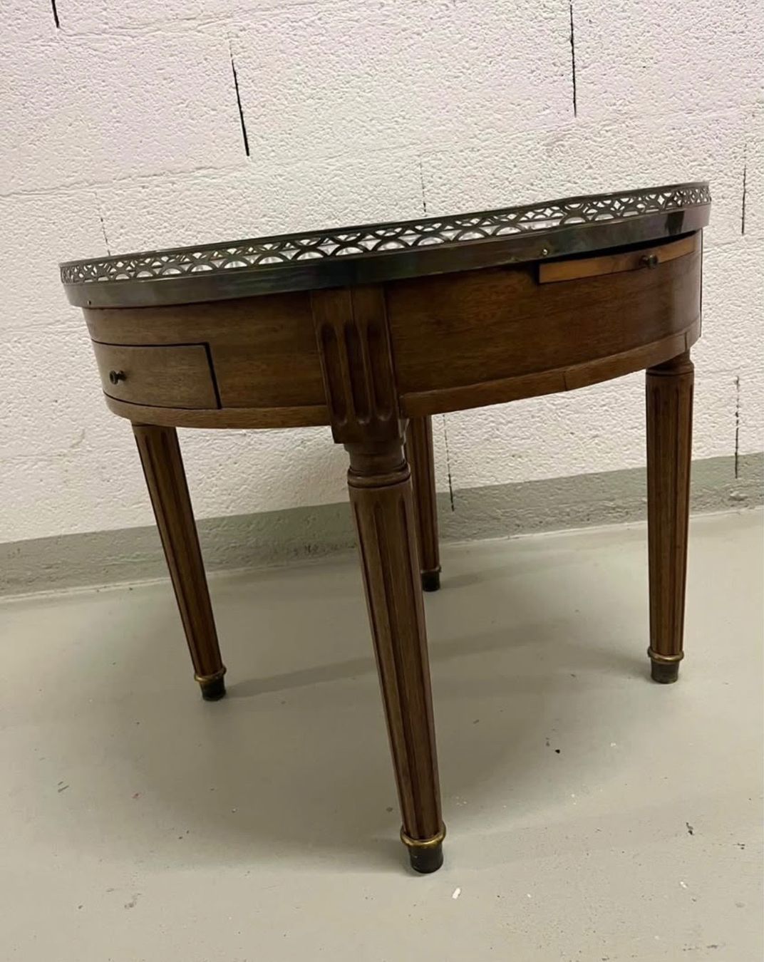 Tavoli: Ancienne table basse – Usato da lausanne venduto da esploras 1
