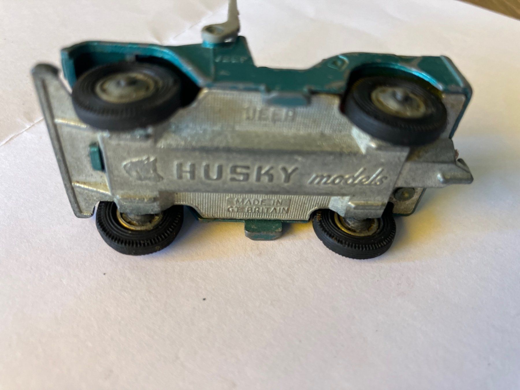 Modellini d'auto: 4 alte Modellautos resp. 3 plus eine "Spielzeugkanone" – Usato da Gränichen venduto da Tommy61 1