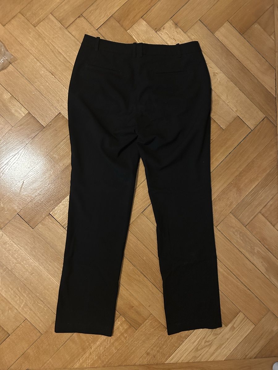 Esprit Pantaloni: Stoffhose Esprit schwarz (M) – Usato da Basel venduto da stb_27 1