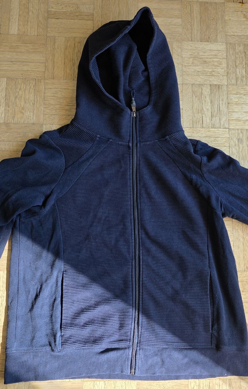 Jacken: Veste /gilet/ pull bleu marine taille XL Cecil – Gebraucht aus Yverdon-les-Bains von van_dq65 9