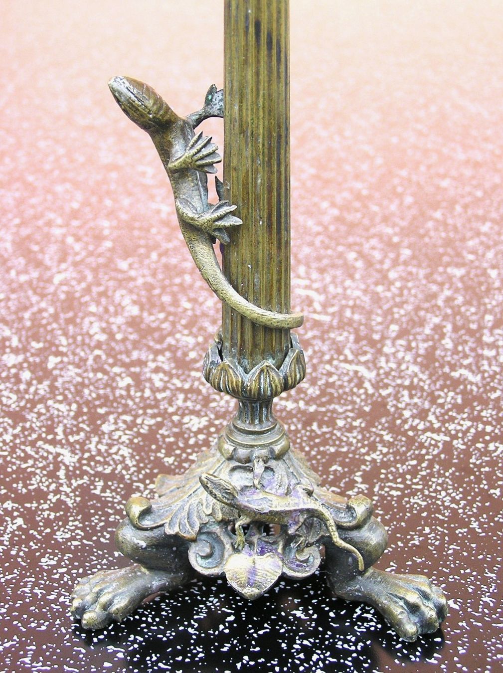Portacandele: ANTIKER BRONZE KERZENSTÄNDER EIDECHSEN SALAMANDER – Usato da Grenchen venduto da Antique-hunter 1