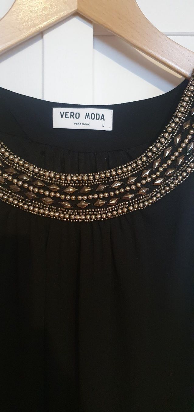 Vero Moda Vestiti: Cocktailkleid mit Verzierung – Usato da Hüttlingen venduto da Thurgi85 1