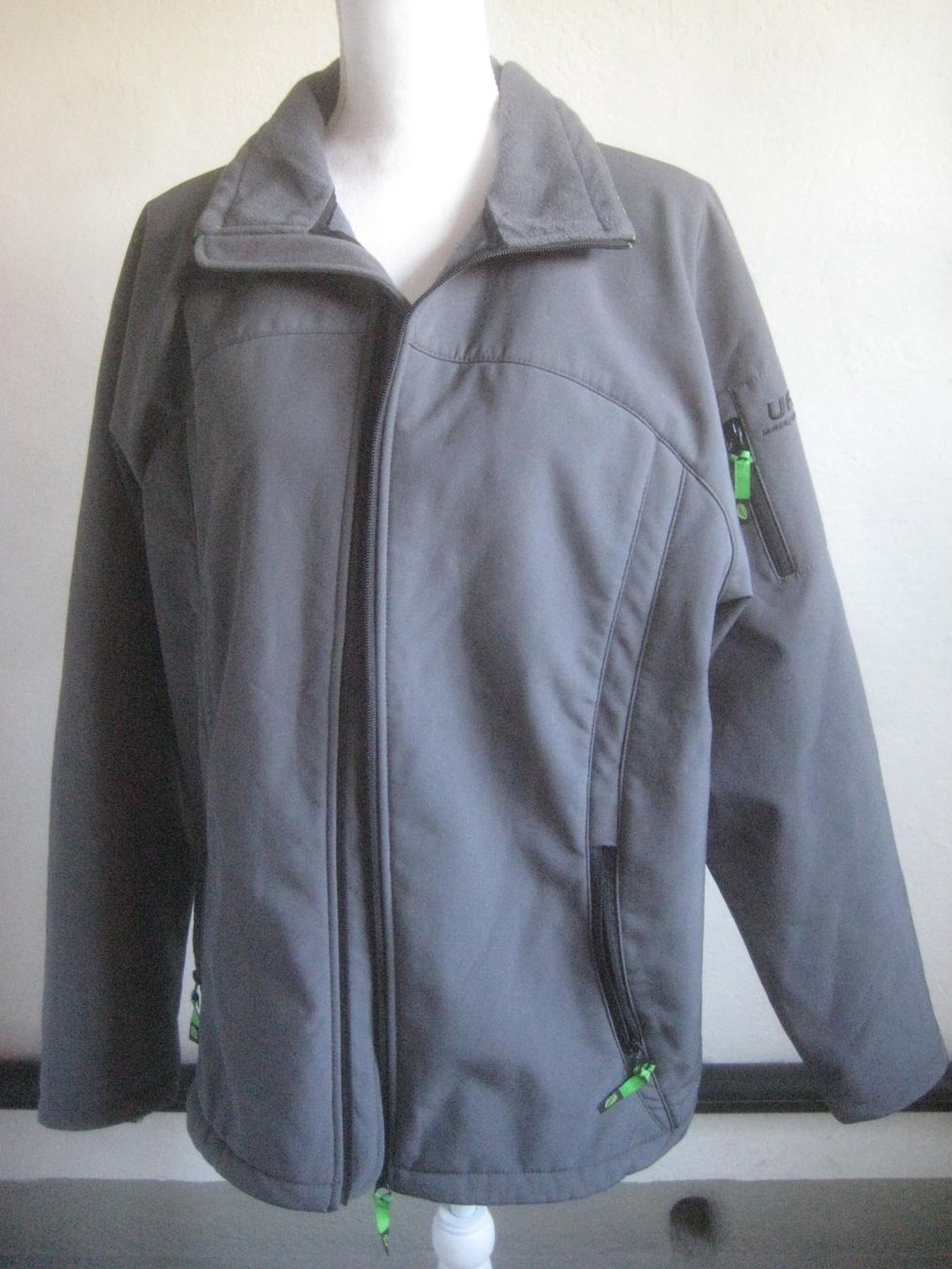 Jacken: JACKE – Gebraucht aus Uster von flocke1 3