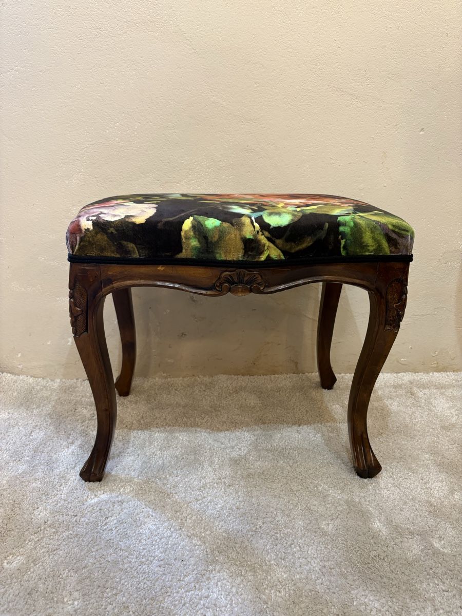 Sgabelli: Hocker im Louis-XV-/Rokoko-Stil  – Usato da Wädenswil venduto da Vollwertig 1