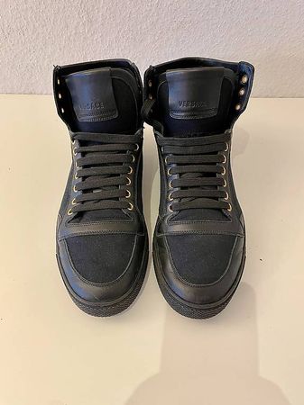 Versache Sneakers schwarz Grösse 43